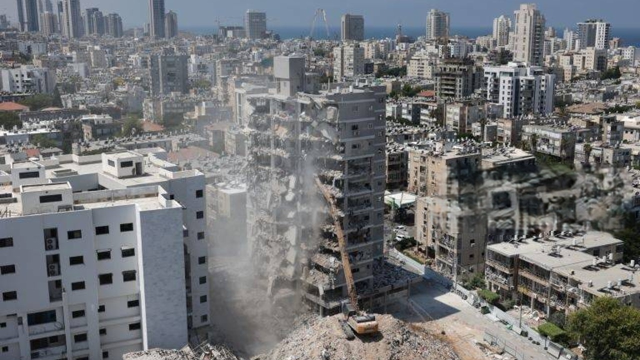 تاریخ‌نویسی فردا از دل روایت‌های امروز شکل می‌گیرد