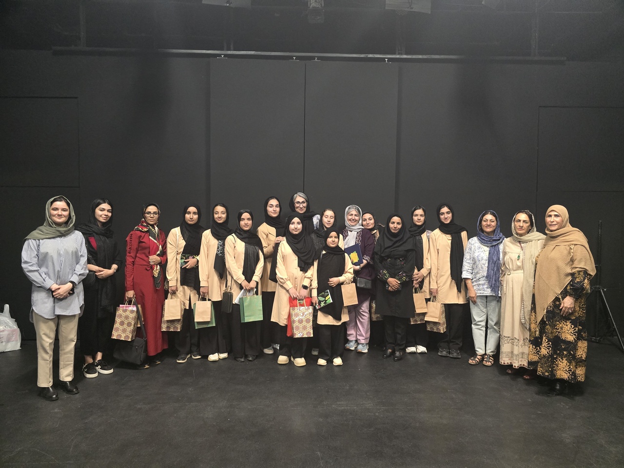 «دختران استی» گروه برتر دوازدهمین دوره جایزه کتاب مهر شدند