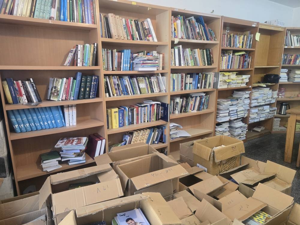 تأمین ۴۰ هزار نسخه کتاب برای کتابخانه مرکزی ساری