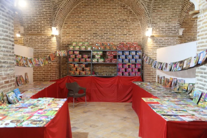 چهارمین نمایشگاه کتاب قزوین افتتاح شد