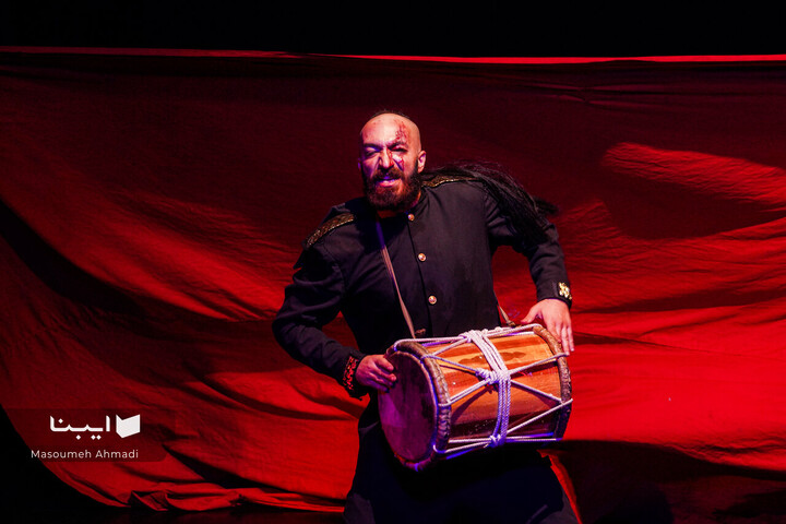 اجرای نمایش «مکبث‌زار»