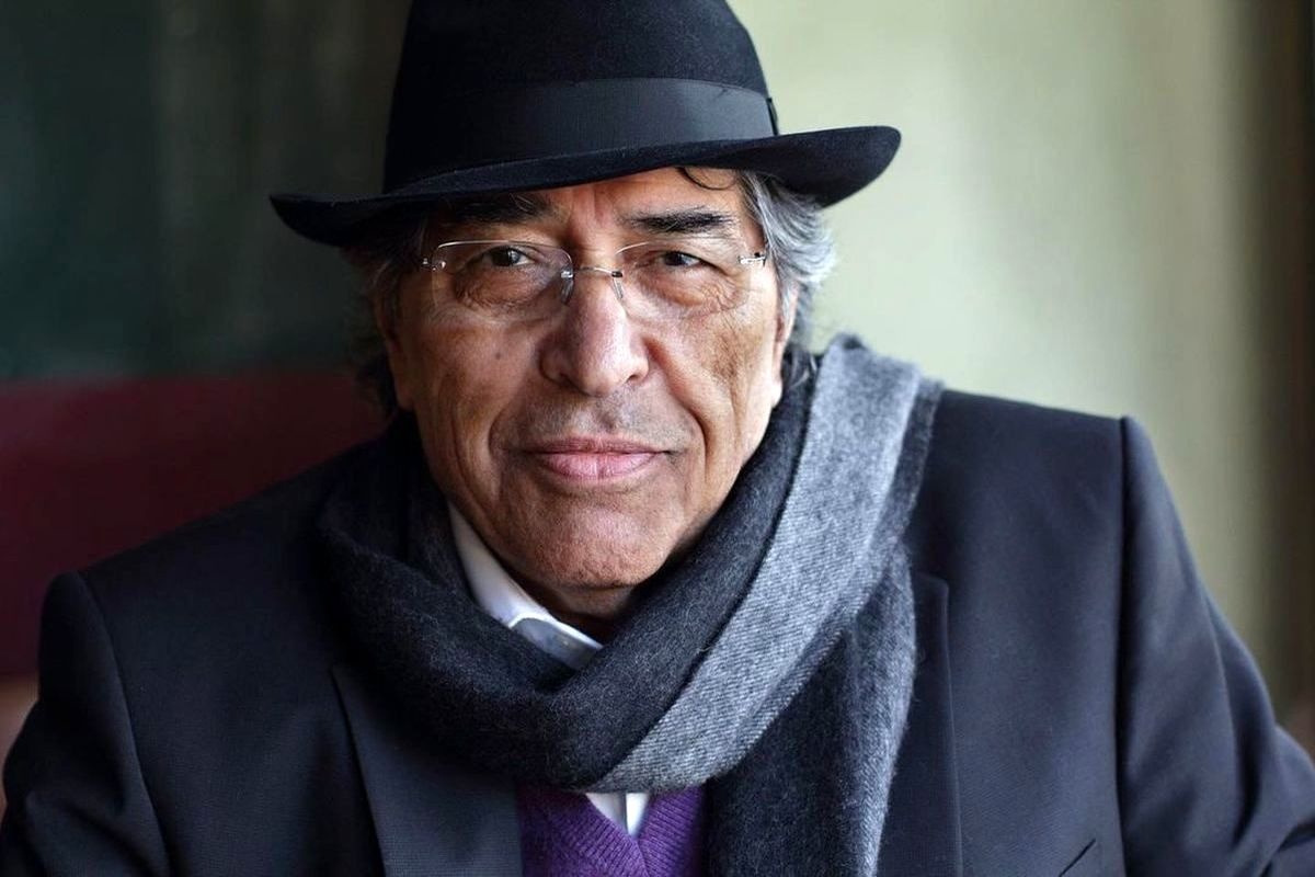 ذهن یدالله رؤیایی و شفیعی کدکنی زمین تا آسمان فرق دارد / رؤیایی یک نقطه عطف در شعر معاصر است