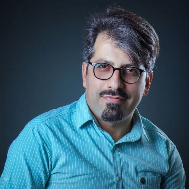 ذهن یدالله رؤیایی و شفیعی کدکنی زمین تا آسمان فرق دارد / رؤیایی یک نقطه عطف در شعر معاصر است