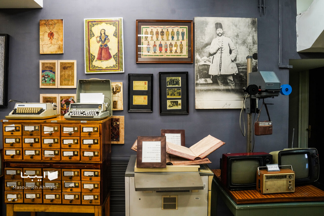 ویترین تجدد ایرانی