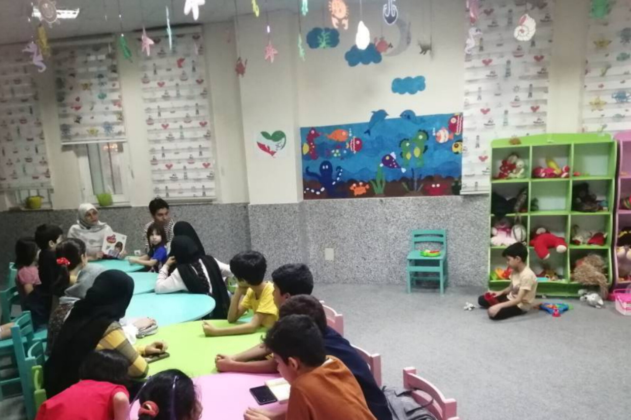 کتاب و قصه‌، کودکان قهرمان می‌سازند