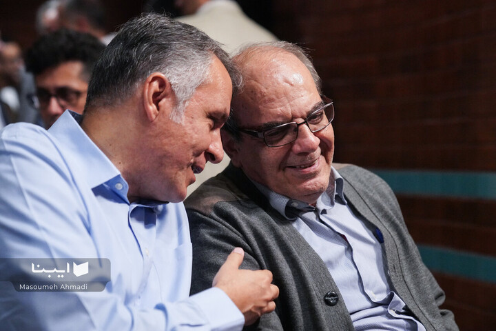 اختتامیه جشنواره کاریکاتور «باج نیوزها»