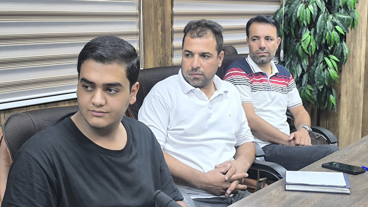 چرا تسلط بر اصول عروض و قافیه برای سرایش شعر موزون ضروری است؟