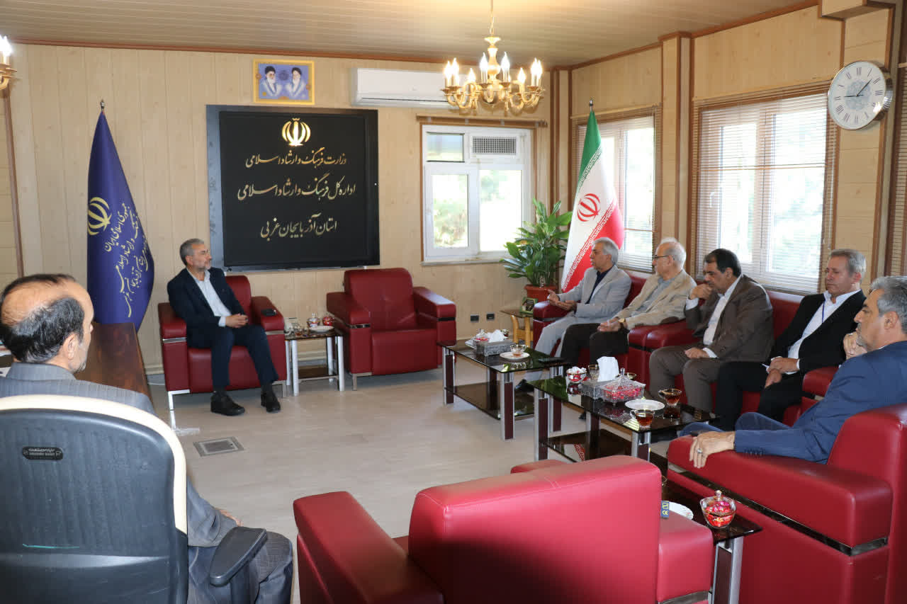 «کتاب»؛ اولین قربانی و آخرین امید خانوادهها