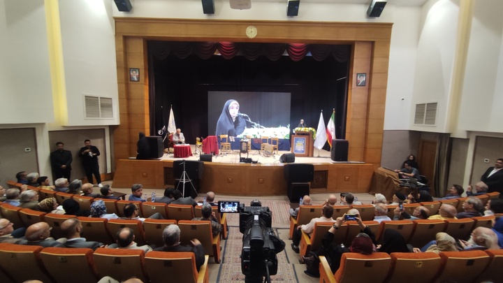 کنگره ملی شعر «از توس تا نیشابور» در مشهد به کار خود پایان داد