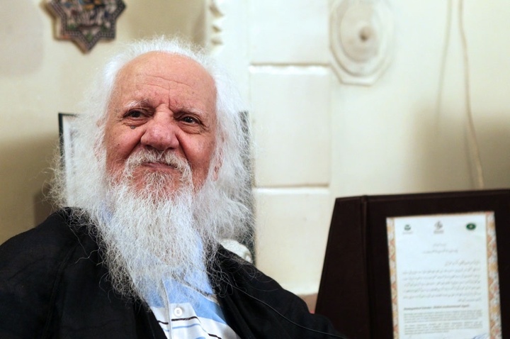 از شاگردی ماست‌بندی تا بلیت‌فروشی در شرکت واحد