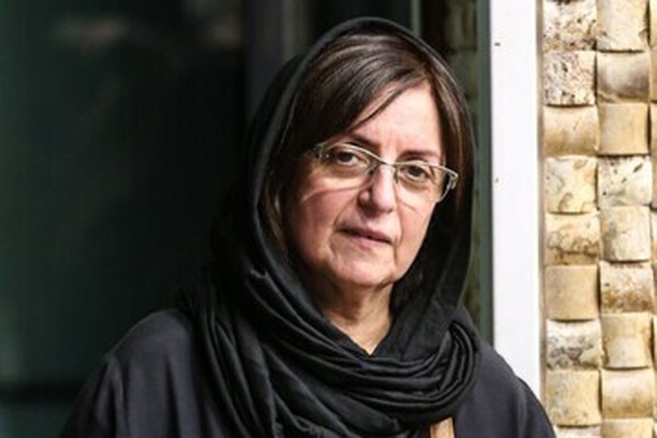 پیکر احمد پژمان در باغ نشاط لار به خاک سپرده شود