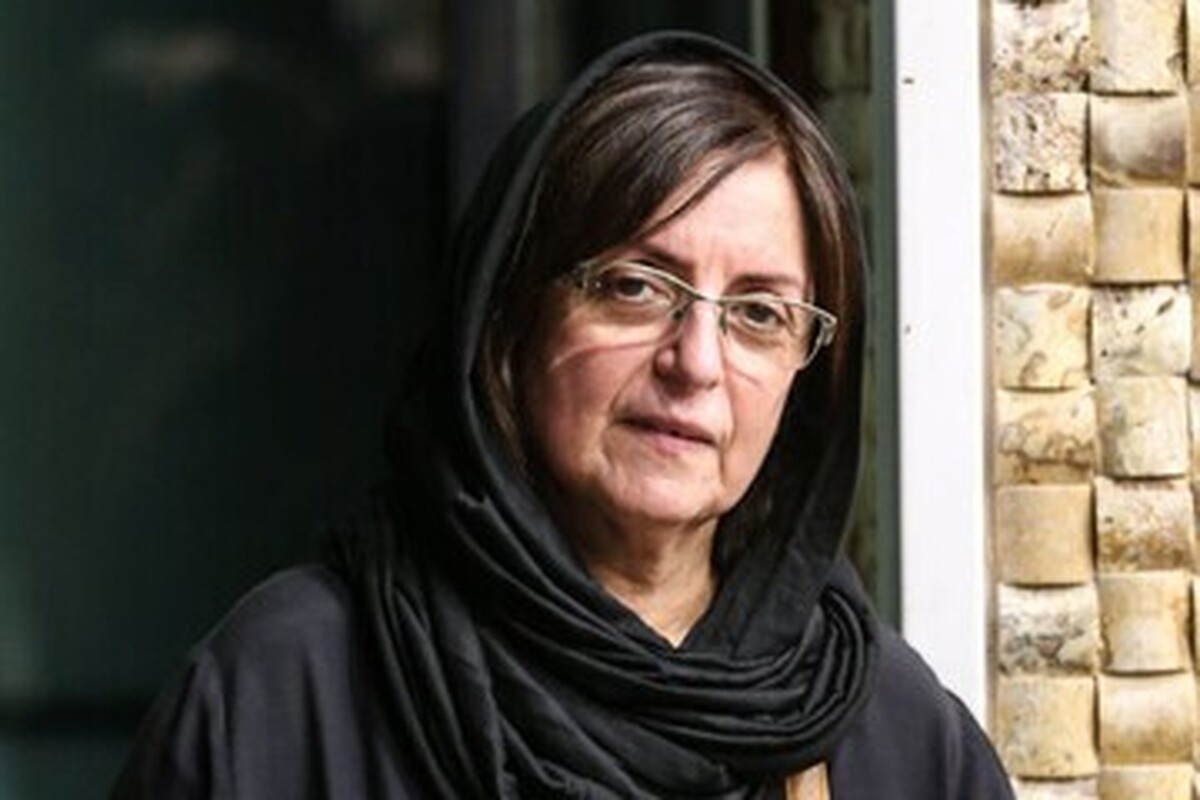 پیکر احمد پژمان در باغ نشاط لار به خاک سپرده شود