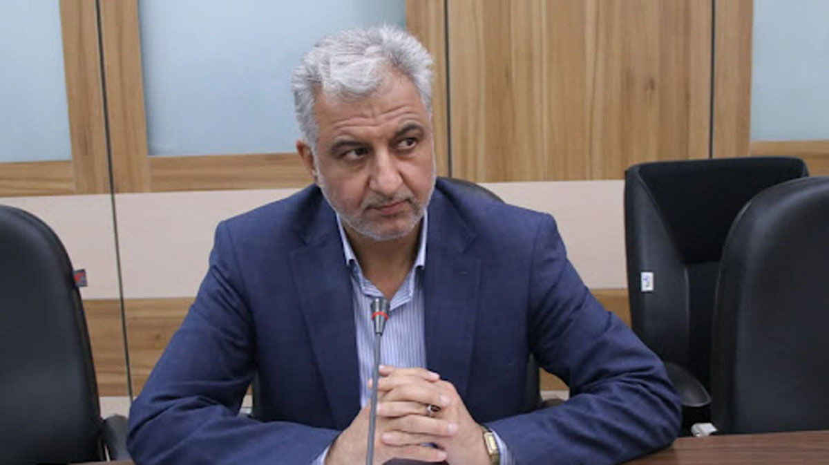 اساتید دانشگاه و فضلای حوزه با دیدگاه‌های مختلف را گردهم می‌آورد