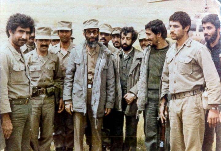 تصویری از حضور مقام معظم رهبری در منطقه عملیاتی تیپ ۸۴ در دهلران