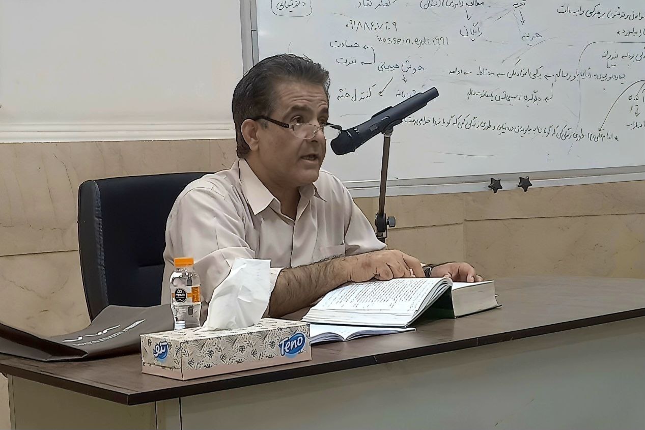 مرگ زرگر سمرقندی در مثنوی؛ پیش درآمدی برای تبیین عشق‌های میرا و موقت