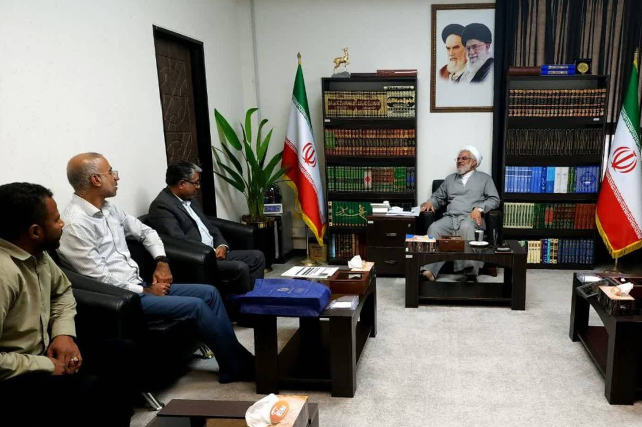 حمایت از مولفان و چاپ و نشر کتاب در هرمزگان باید اولویت باشد