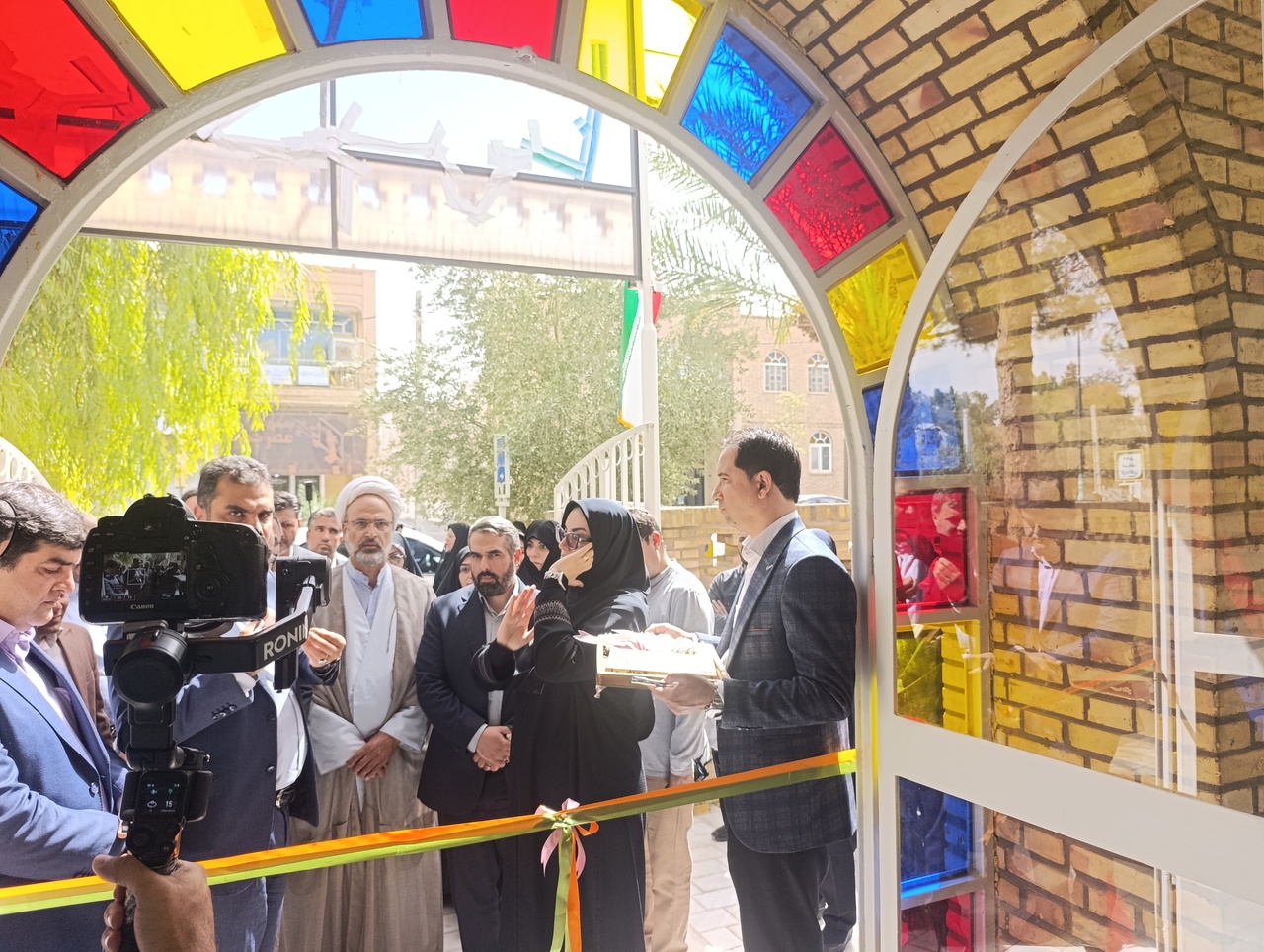 کتابخانه عمومی آیت‌الله حائری اردکان بازگشایی شد