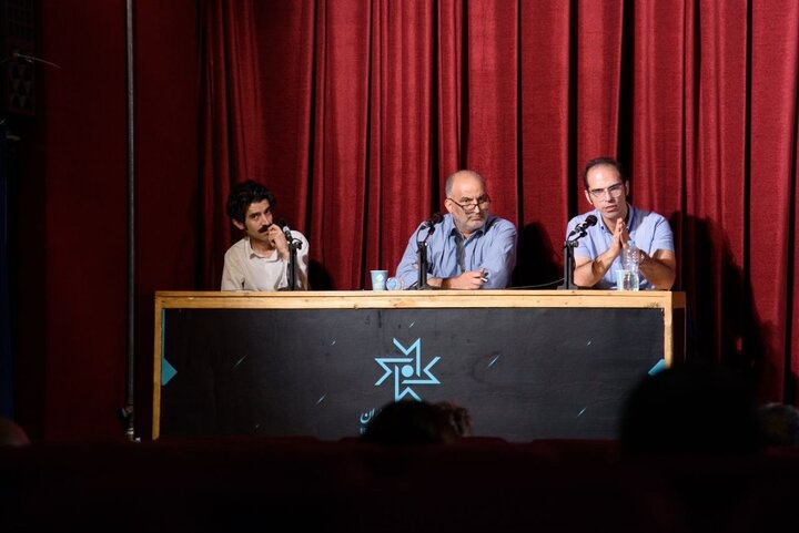 «دایی وانیا» در خانه هنرمندان نقد شد/ چخوف راجع به سردرگمی در روابط روزمره می‌نویسد