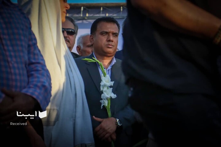 مراسم خاکسپاری احمد پژمان