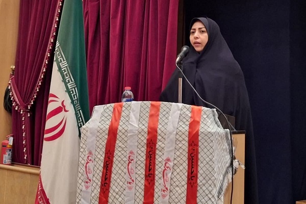 کتاب «انوار ایثار» در آبدانان رونمایی شد