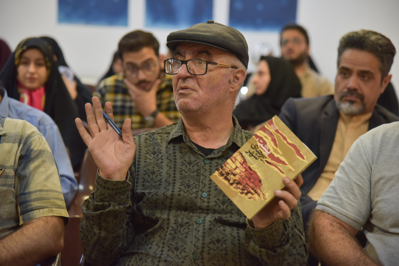 «پشت دیوارهای شهر» نقد و بررسی شد