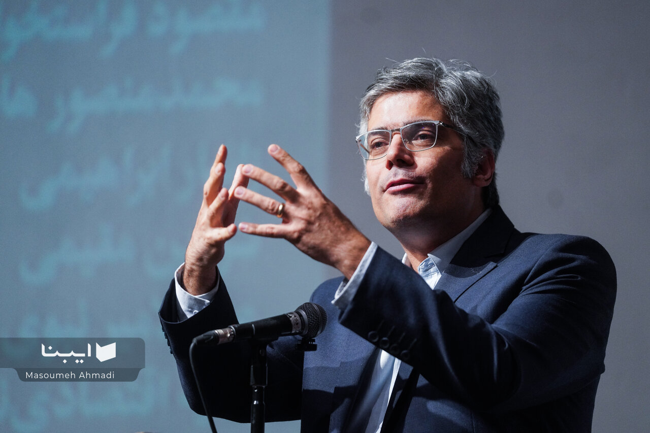 فراستخواه و «سیاست‌نامه» نانوشته ایرانیان / مقیمی: تا تنهایی کیهانی نیابیم هیچ اتفاقی نمی افتد