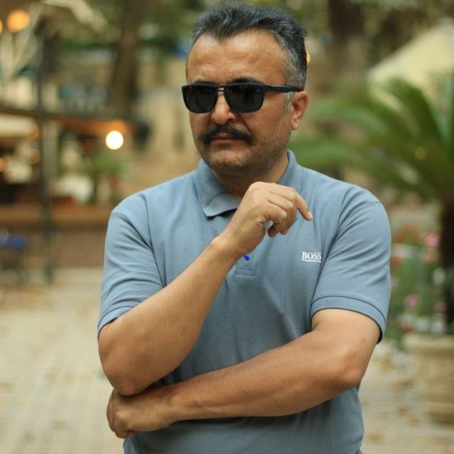 دیوان اشعار ماموستا عبدالرحمن کیانی منتشر شد