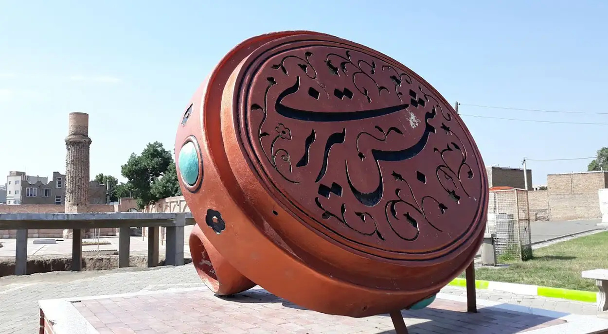 بازتاب عرفان در ادبیات معاصر ایران