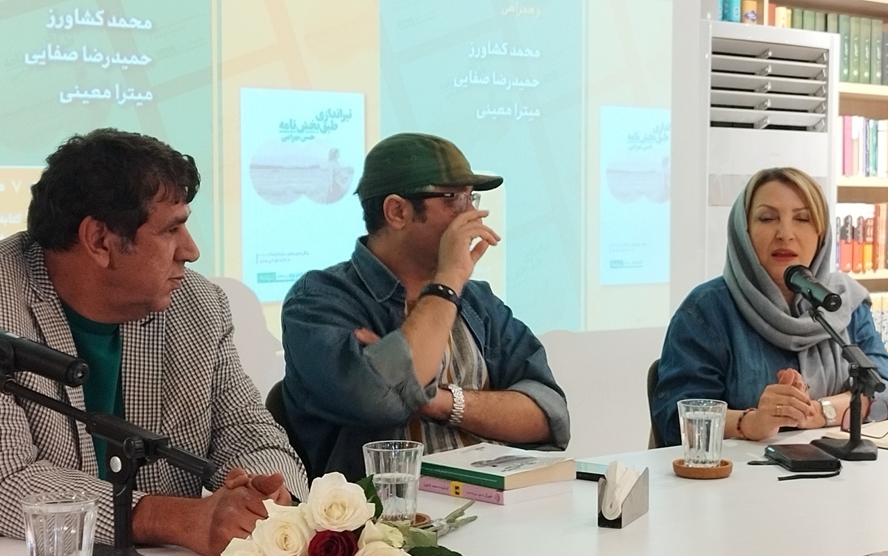 «تیراندازی طبق بخش‌نامه» را زندگی کرده‌ام/ ۳۵ بار بازنویسی برای رسیدن به زبانی روان و متفاوت