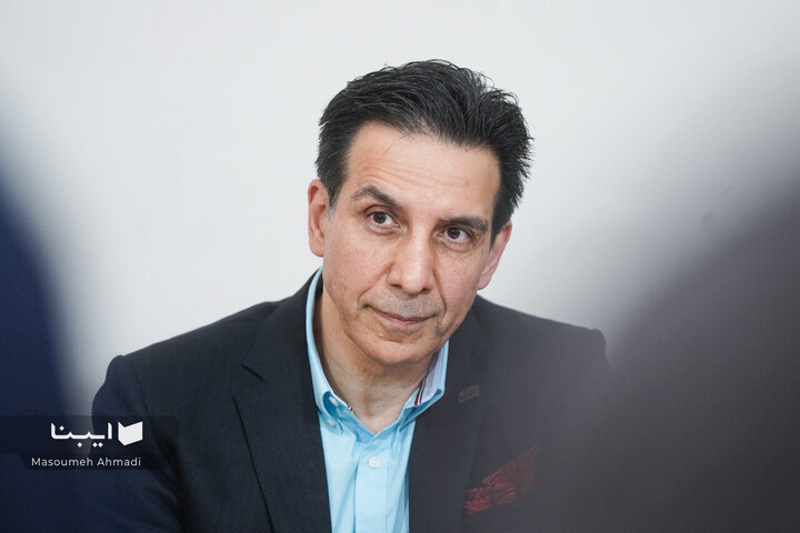 نخستین نشست خبری رئیس جدید اتحادیه چاپخانه‌داران و صحافان