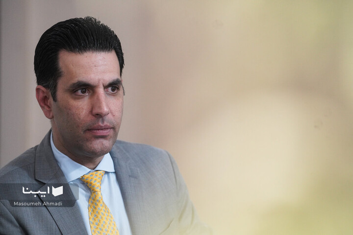 نخستین نشست خبری رئیس جدید اتحادیه چاپخانه‌داران و صحافان