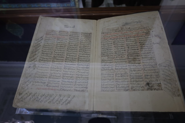 قدیمی‌ترین نسخه دیوان مولانا موجود در ایران را ببینید