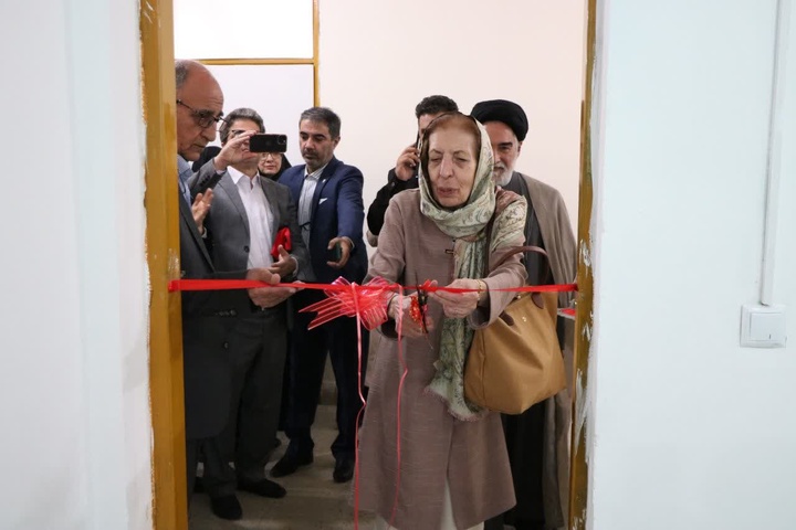 دبیرستان دخترانه ژاله آموزگار در خوی گشایش یافت