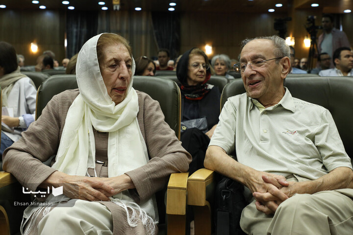 آیین دهمین سالروز درگذشت عبدالرحیم جعفری