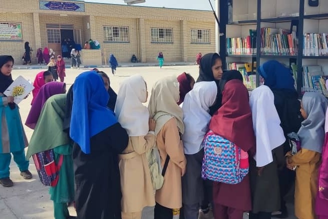 مسیرهای دشوار، دلهای مشتاق/ روایت ایمان به دانایی در چشمان کودکان ایرانشهر