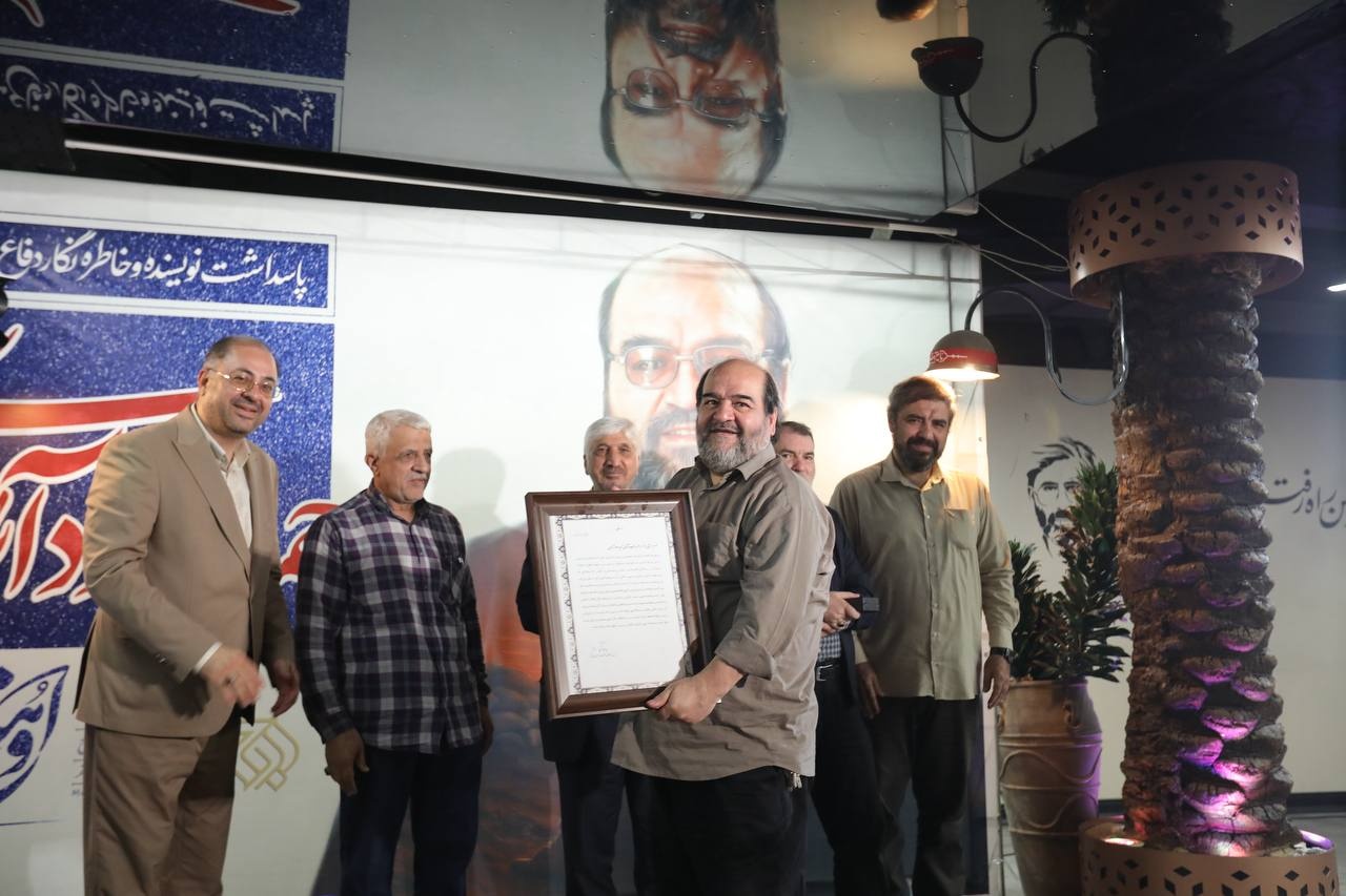 روایتگر حقیقت‌های ناگفته‌ای که نسل امروز باید بشنود