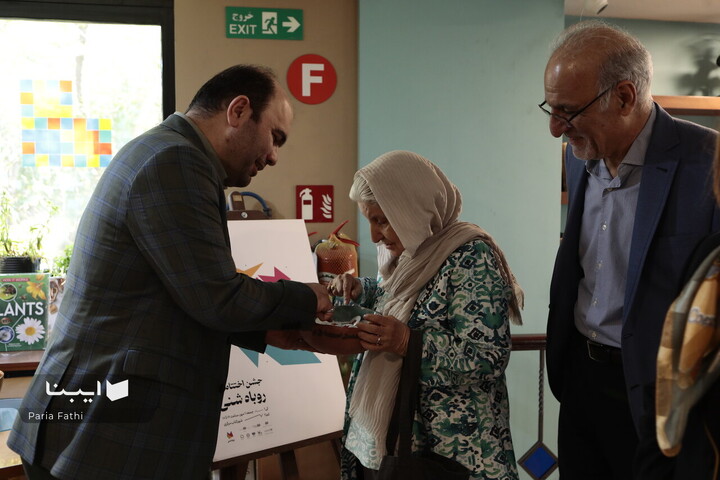 اختتامیه نخستین دوره جایزه کتاب «روباه شنی»