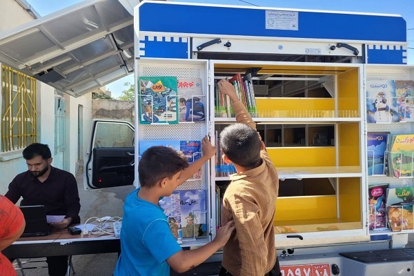 روایتی از شصتودومین کتابخانه سیار کشور در اسدآباد