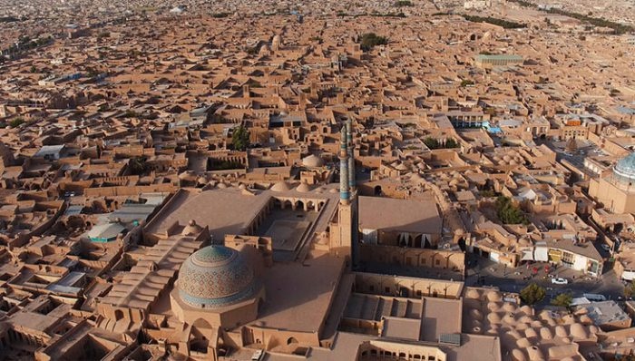 شهر جهانی نیازمند برنامه راهبردی در حوزه کتاب است/ اطلاع‌رسانی؛ ضعف مهم برنامه‌های کتابی یزد