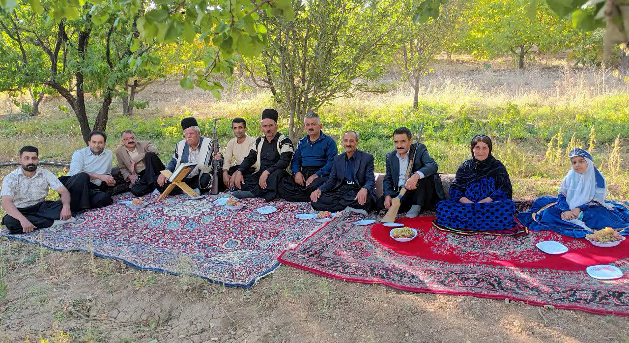 شاهنامه در گذر ایل چهارلنگ بختیاری/ ۳۵ سال نقالی برای بیداری نسل‌ها