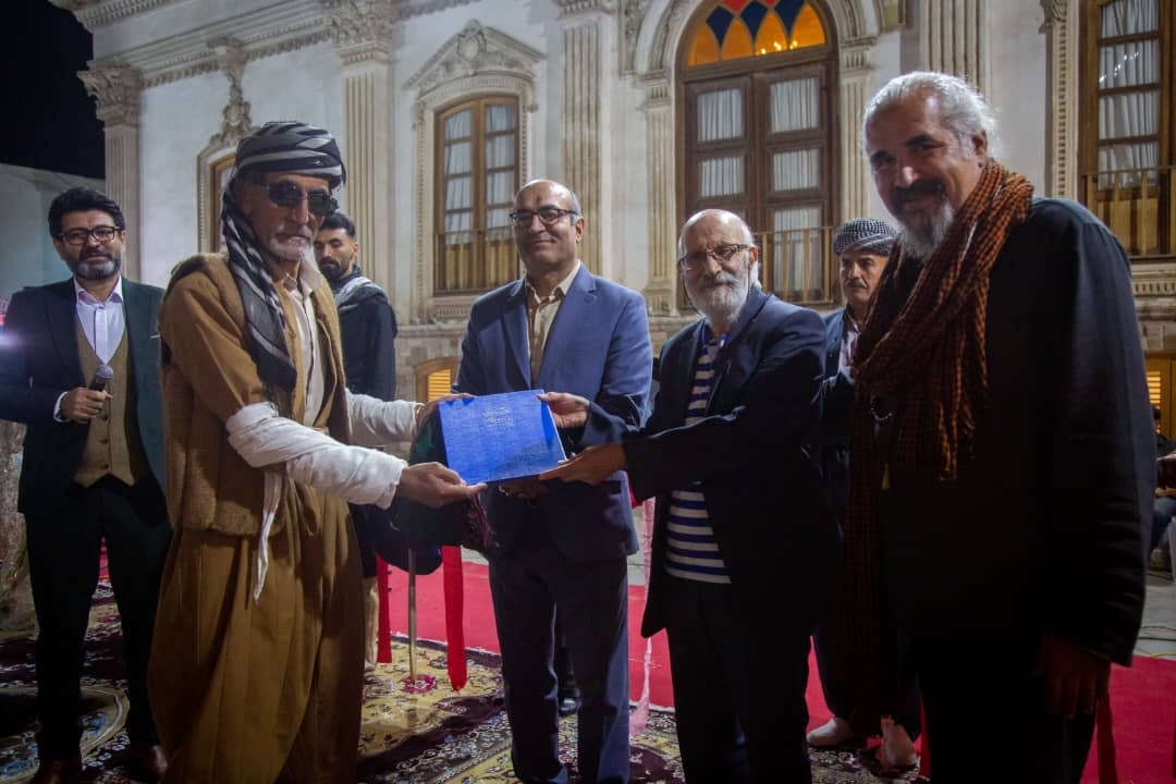 تقدیر از محمود بصیری در جشنواره آیینی سنتی