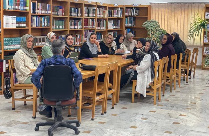 کارگاه «لذت ادبیات» در کتابخانه عمومی میرجعفری اراک برگزار شد