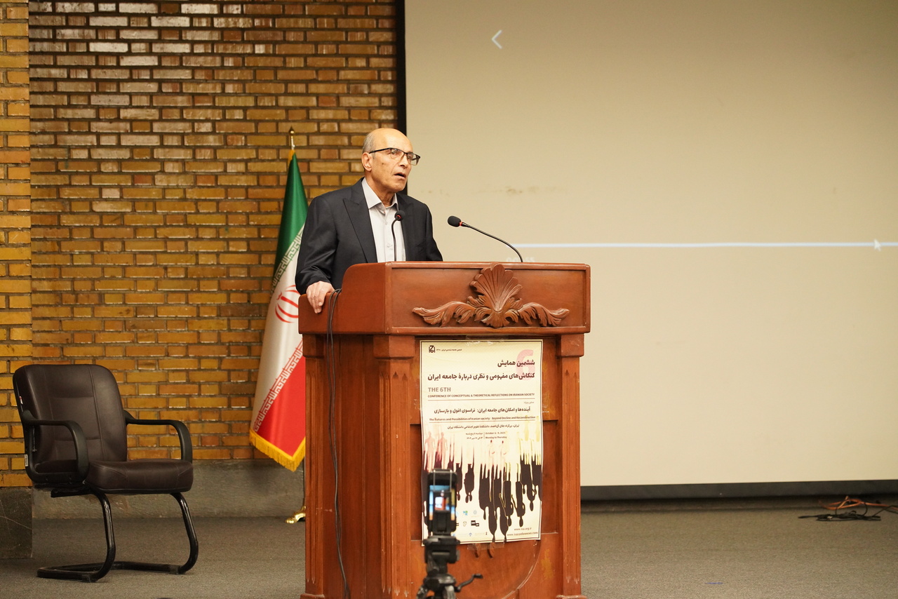 روایت پرویز پیران از قدرت زنان: کلید عبور از «جامعه لحظه‌ای» در دستان زنان است /  زوال خرد جمعی و کابوس «مدرنیته معکوس» در تاریخ ۱٥۰ ساله ایران