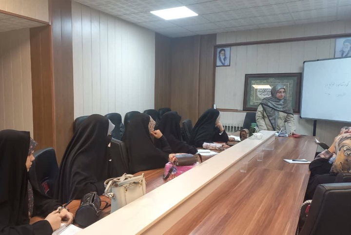 کارگاه تخصصی تئوری‌های ادبیات داستانی «قلمرو داستان» در اراک برگزار شد