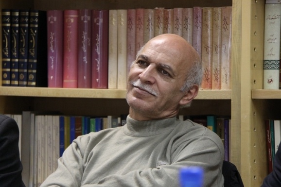 مرد تاریخ‌جو و تاریخ‌ساز