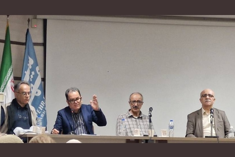 پارادوکسیکال؛ دیدگاه عبدالحسین آذرنگ از وضعیت نشر ایران پارادوکسیکال؛ دیدگاه عبدالحسین آذرنگ از وضعیت نشر ایران