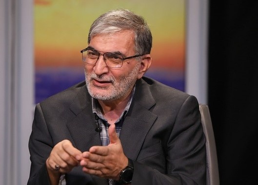 شعر فضای پویاتری برای ترویج کتابخوانی ایجاد می‌کند