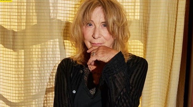 می‌خواهم درباره همه‌چیز بنویسم