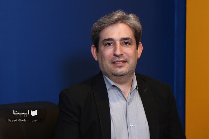 اهدای کتاب به مناطق محروم و دیدار با پیشکسوتان در هفته کتاب