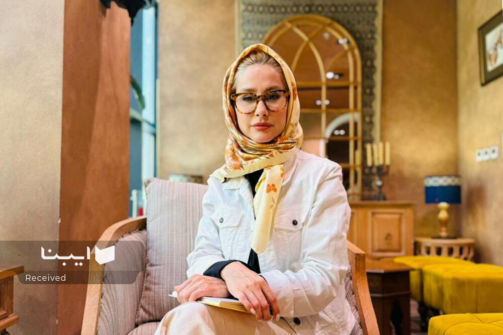 قهرمانی که سلاحش گچ و تخته سیاه بود